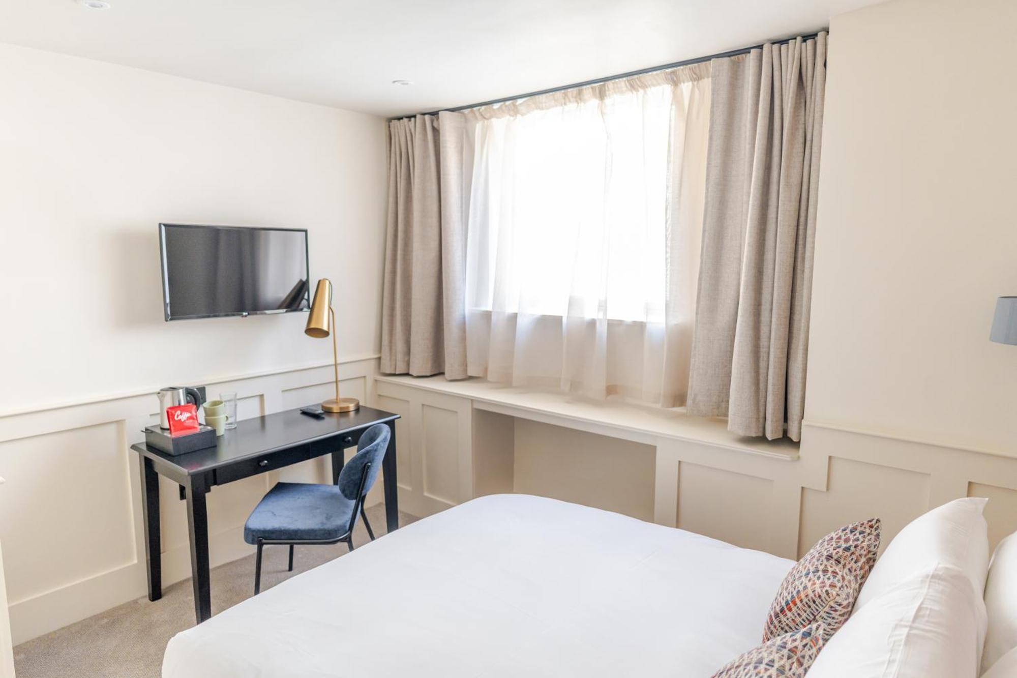 Hotel Grove House