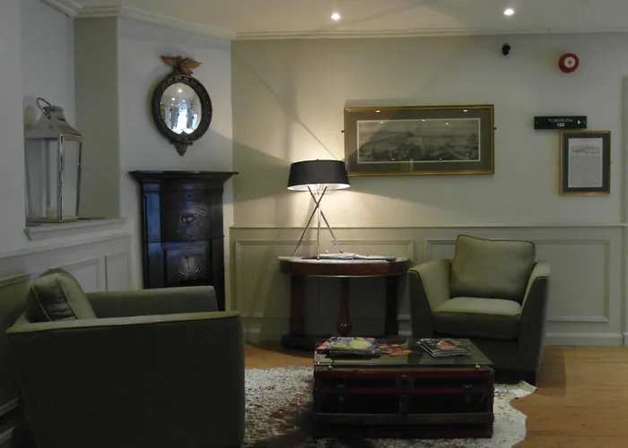 Grove House Hotel