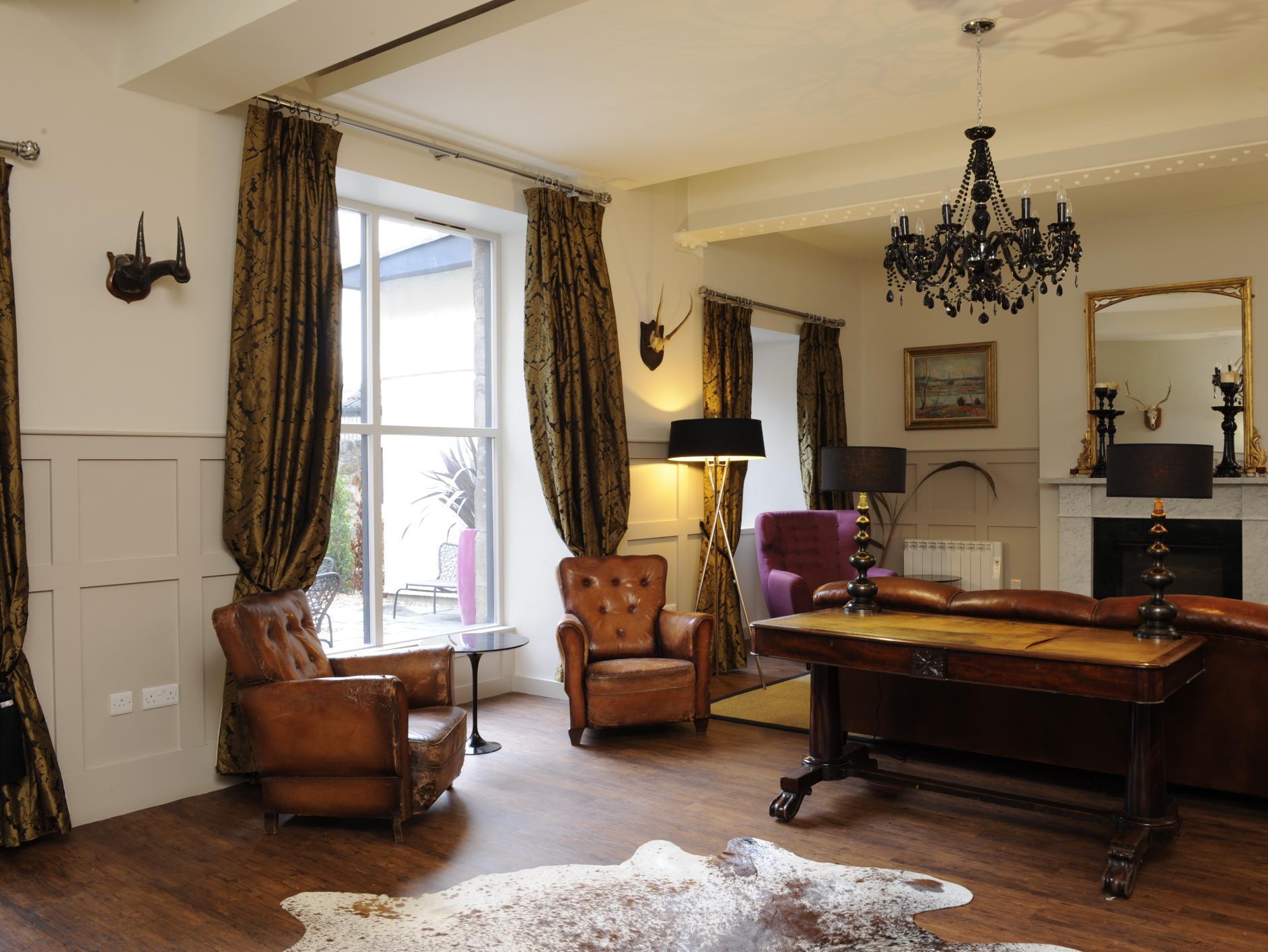 Grove House Отель
