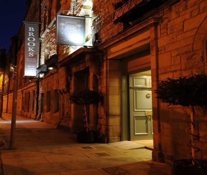 Grove House 3*